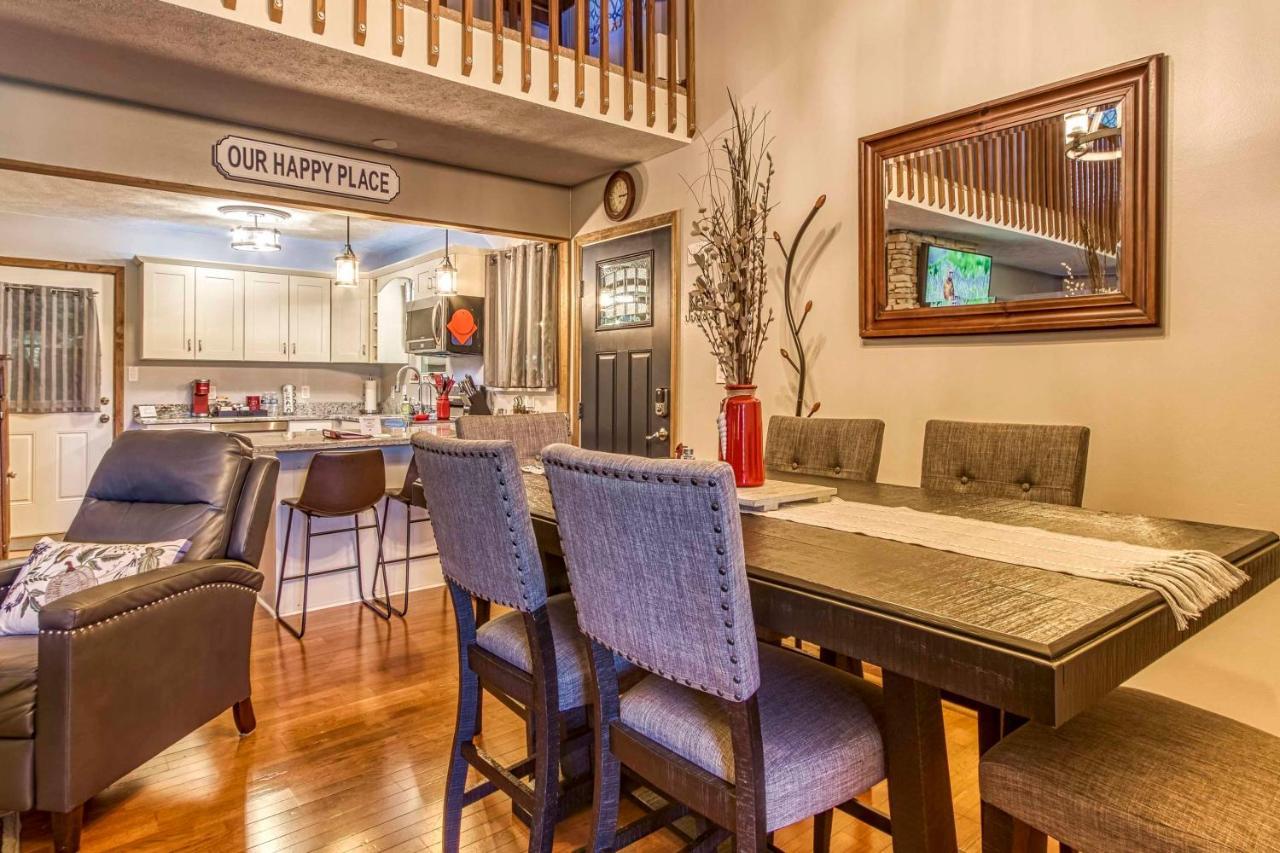 Cozy Cabin With Mountain Views Near Skylift Park! Gatlinburg Eksteriør billede